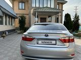 Lexus ES 300h 2013 годаүшін10 500 000 тг. в Алматы – фото 3