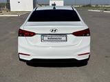 Hyundai Solaris 2018 года за 4 650 000 тг. в Кызылорда – фото 4