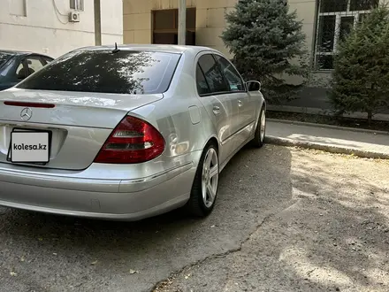 Mercedes-Benz E 320 2004 года за 6 500 000 тг. в Шымкент – фото 14