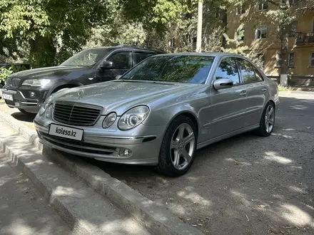 Mercedes-Benz E 320 2004 года за 6 500 000 тг. в Шымкент – фото 2