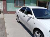 Toyota Camry 2004 года за 3 750 000 тг. в Жаркент – фото 2