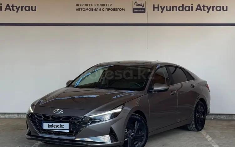 Hyundai Elantra 2023 годаfor10 990 000 тг. в Атырау