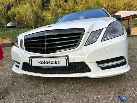 Mercedes-Benz E 300 2010 года за 9 000 000 тг. в Шымкент – фото 6