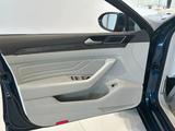 Volkswagen Passat Exclusive 2.0 TSI 2022 года за 15 890 000 тг. в Шымкент – фото 5