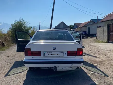 BMW 525 1990 года за 950 000 тг. в Алматы