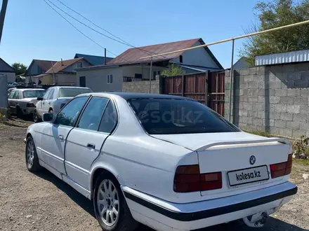 BMW 525 1990 года за 950 000 тг. в Алматы – фото 4