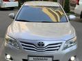 Toyota Camry 2010 года за 8 500 000 тг. в Алматы – фото 2