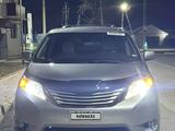 Toyota Sienna 2015 года за 7 300 000 тг. в Атырау