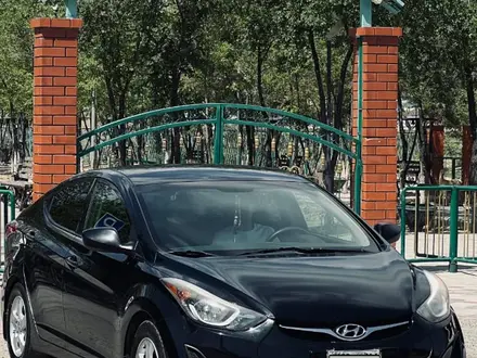 Hyundai Elantra 2014 года за 3 700 000 тг. в Атырау – фото 2