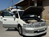 Mitsubishi Chariot 1999 года за 1 100 000 тг. в Шымкент – фото 2