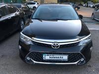 Toyota Camry 2017 года за 12 100 000 тг. в Астана