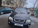 Honda CR-V 1999 года за 3 500 000 тг. в Астана – фото 2