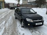 ВАЗ (Lada) Granta 2190 2012 годаүшін1 800 000 тг. в Астана – фото 2