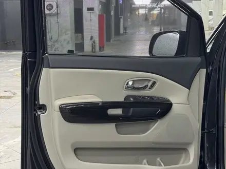 Kia Carnival 2020 года за 17 000 000 тг. в Шымкент – фото 13