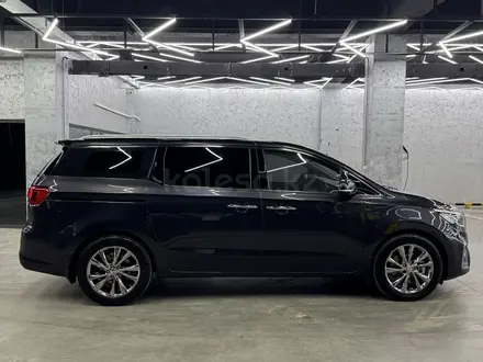 Kia Carnival 2020 года за 17 000 000 тг. в Шымкент – фото 6