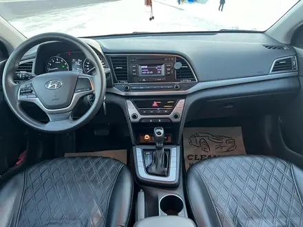 Hyundai Elantra 2018 года за 8 760 000 тг. в Астана – фото 6