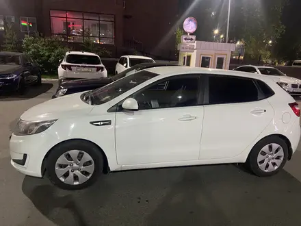 Kia Rio 2015 года за 5 600 000 тг. в Астана – фото 2
