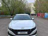 Hyundai Elantra 2022 года за 11 400 000 тг. в Астана