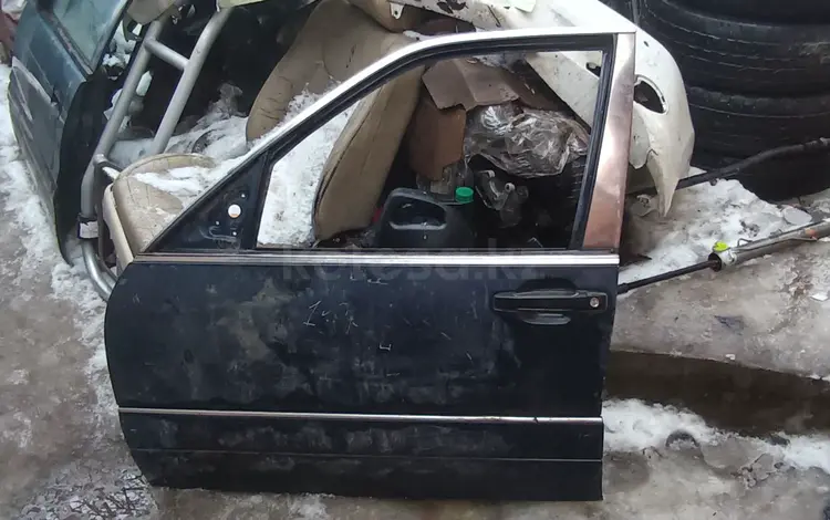 Дверь передняя левая на mercedes-benz мерседес w140 за 20 000 тг. в Алматы