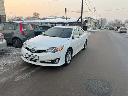 Toyota Camry 2013 года за 8 600 000 тг. в Алматы – фото 2