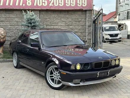 BMW 540 1995 года за 3 700 000 тг. в Алматы