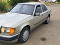 Mercedes-Benz E 200 1989 года за 1 300 000 тг. в Кокшетау – фото 2