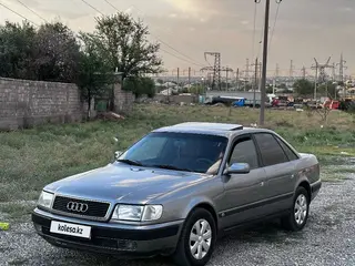 Audi 100