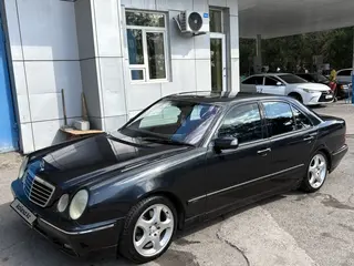 Mercedes-Benz E 280