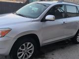 Toyota RAV4 2007 годаүшін7 000 000 тг. в Байконыр