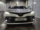 Toyota Camry 2019 года за 15 200 000 тг. в Астана – фото 5