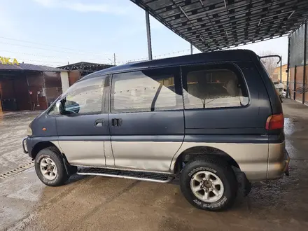 Mitsubishi Delica 1996 года за 2 450 000 тг. в Алматы – фото 5