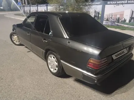 Mercedes-Benz E 230 1993 года за 1 500 000 тг. в Тараз – фото 5