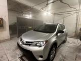 Toyota RAV4 2014 года за 9 500 000 тг. в Актобе – фото 3