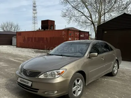 Toyota Camry 2004 года за 5 500 000 тг. в Семей – фото 2