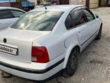 Volkswagen Passat 1997 годаүшін1 200 000 тг. в Семей – фото 4