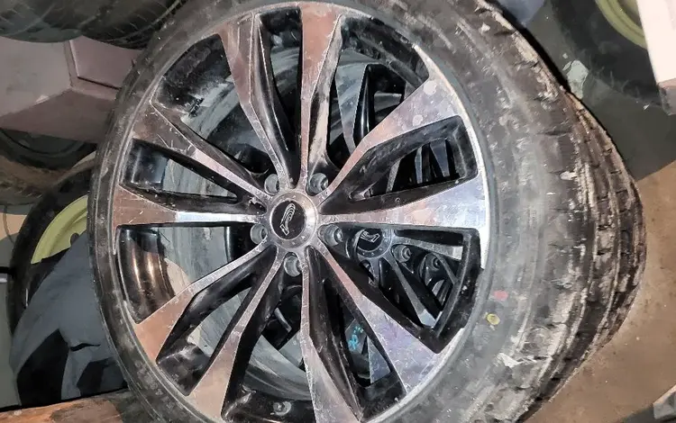 Диски и шины 19 размер от Тойота (оригинал) Япония за 200 000 тг. в Туркестан