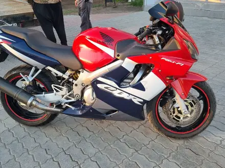 Honda  CBR 600F 2004 года за 2 700 000 тг. в Астана – фото 5