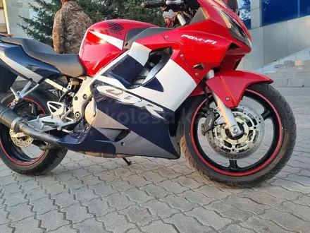 Honda  CBR 600F 2004 года за 2 700 000 тг. в Астана – фото 6