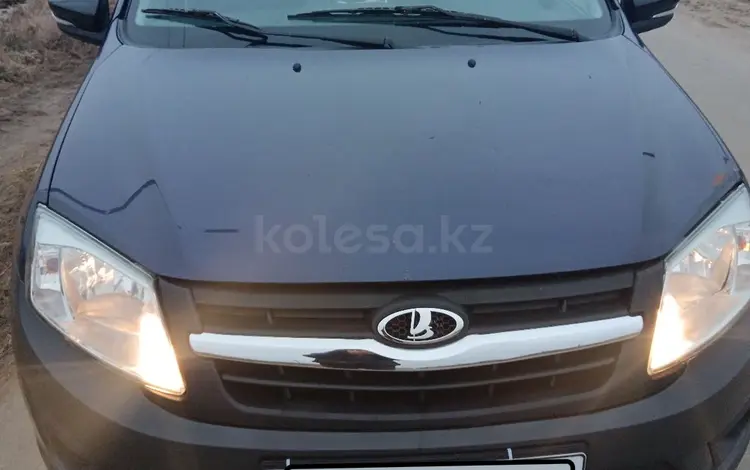 ВАЗ (Lada) Granta 2190 2013 годаүшін1 800 000 тг. в Атырау