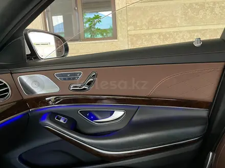 Mercedes-Maybach S 500 2015 года за 38 000 000 тг. в Алматы – фото 15