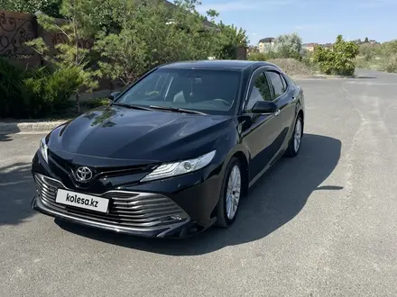 Toyota Camry 2019 года за 12 000 000 тг. в Атырау – фото 4