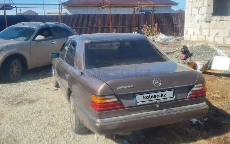 Mercedes-Benz E 260 1992 годаүшін700 000 тг. в Астана