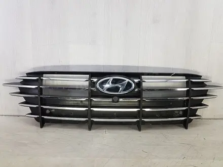 Решетка радиатора Hyundai Sonata 8 (2019-2020-2021-2022г) хром за 65 000 тг. в Алматы