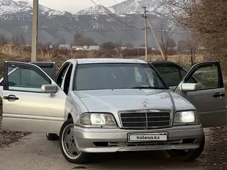 Mercedes-Benz C 280