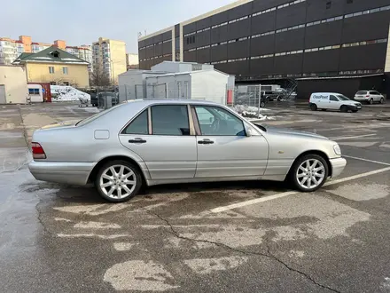 Mercedes-Benz S 320 1997 года за 4 500 000 тг. в Алматы – фото 3