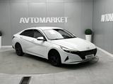 Hyundai Elantra 2023 года за 8 200 000 тг. в Атырау – фото 2