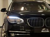 BMW 750 2014 года за 10 000 000 тг. в Алматы – фото 2