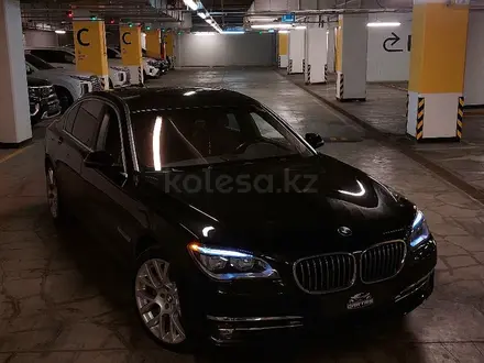 BMW 750 2014 года за 10 000 000 тг. в Алматы – фото 27