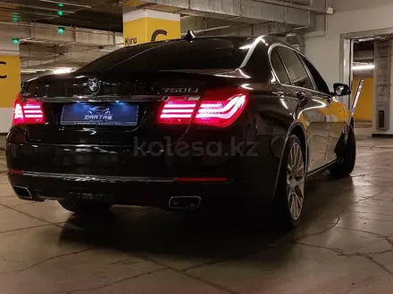 BMW 750 2014 года за 10 000 000 тг. в Алматы – фото 32