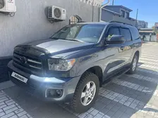 Toyota Sequoia, 2008